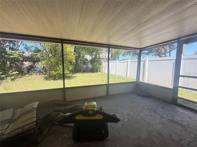 2913 W KATHLEEN STREET, Tampa, FL 33607