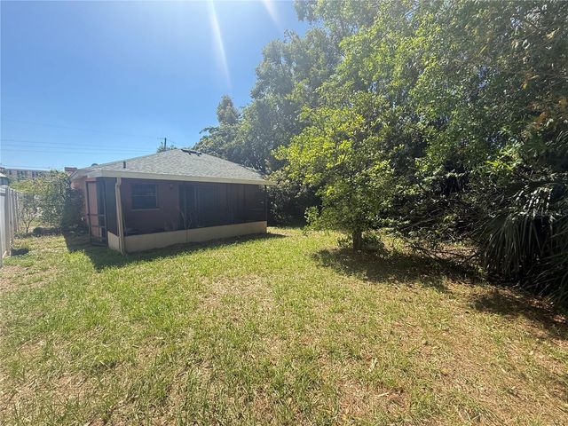 2913 W KATHLEEN STREET, Tampa, FL 33607