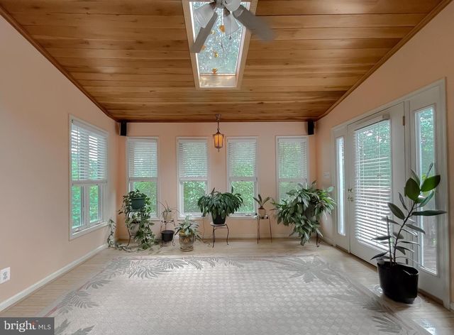 5862 MAGNOLIA CIR, Saint Leonard, MD 20685