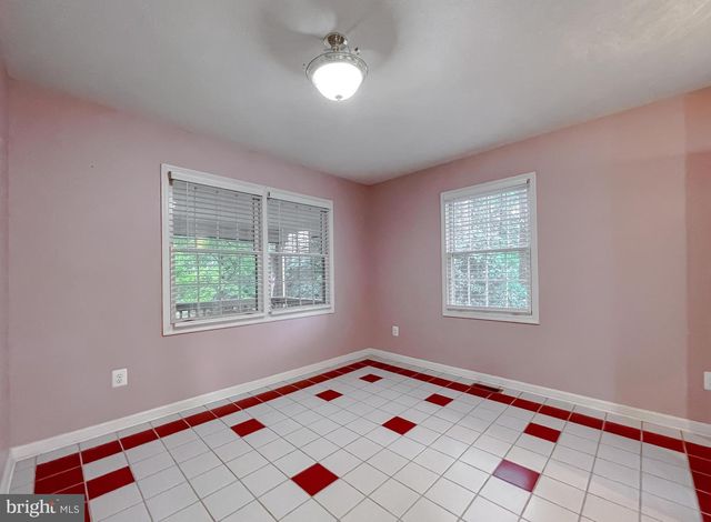 5862 MAGNOLIA CIR, Saint Leonard, MD 20685