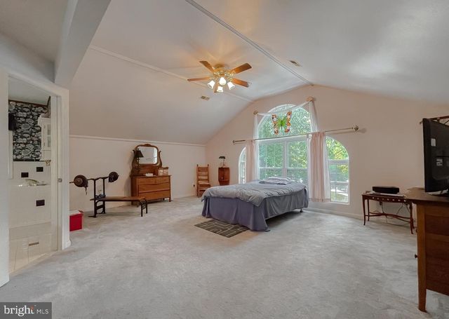 5862 MAGNOLIA CIR, Saint Leonard, MD 20685