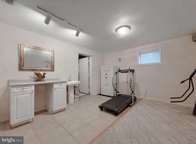 5862 MAGNOLIA CIR, Saint Leonard, MD 20685