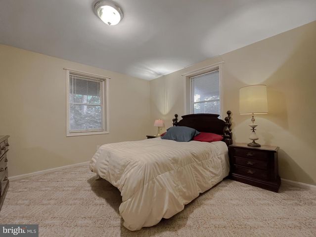 5862 MAGNOLIA CIR, Saint Leonard, MD 20685