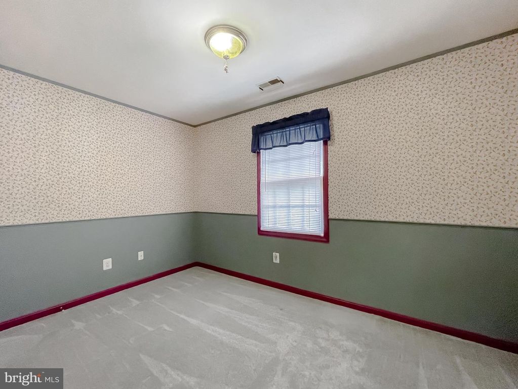 Image 44 of property listing at 5862 MAGNOLIA CIR, St Leonard, MD 20685