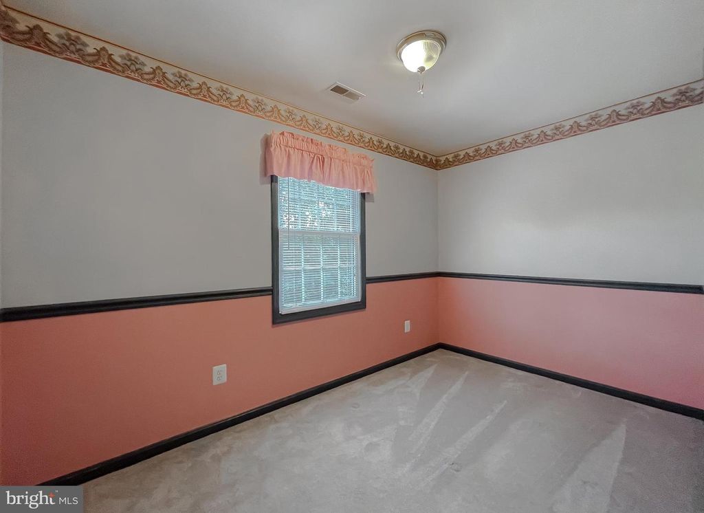 Image 48 of property listing at 5862 MAGNOLIA CIR, St Leonard, MD 20685