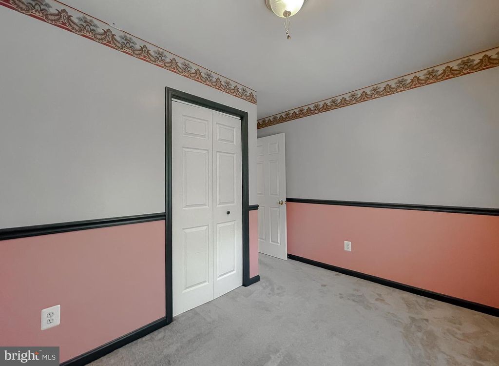 Image 50 of property listing at 5862 MAGNOLIA CIR, St Leonard, MD 20685