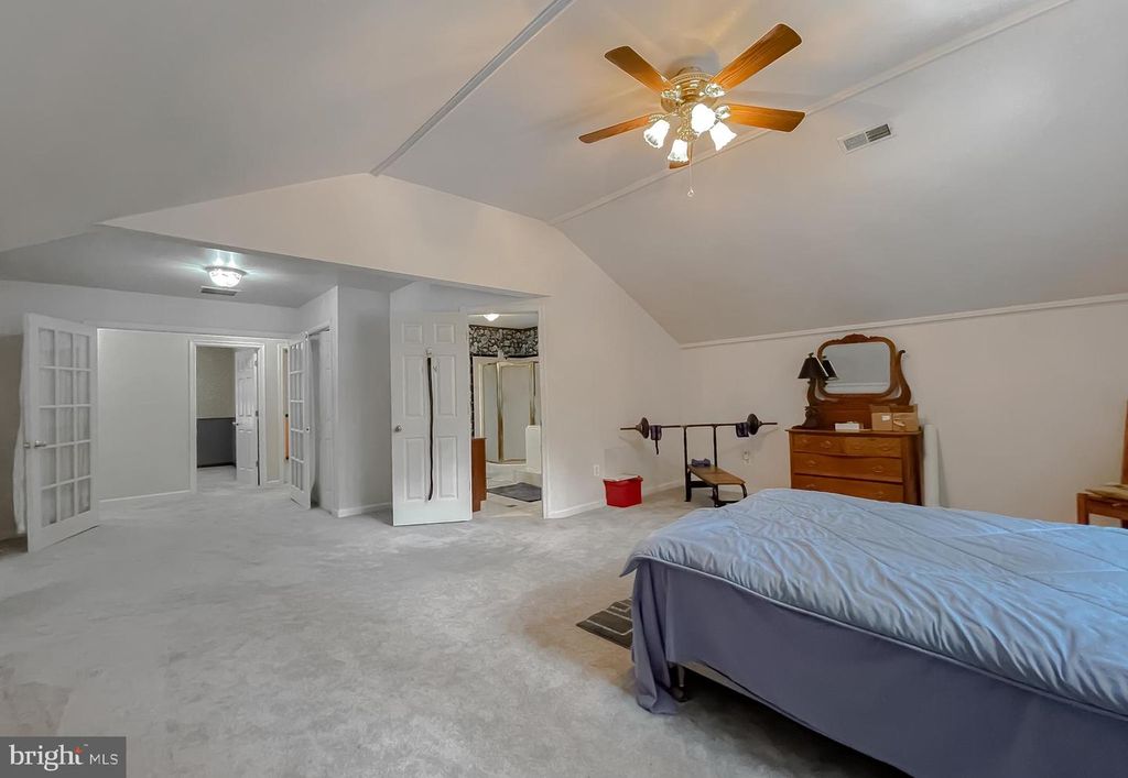 Image 54 of property listing at 5862 MAGNOLIA CIR, St Leonard, MD 20685