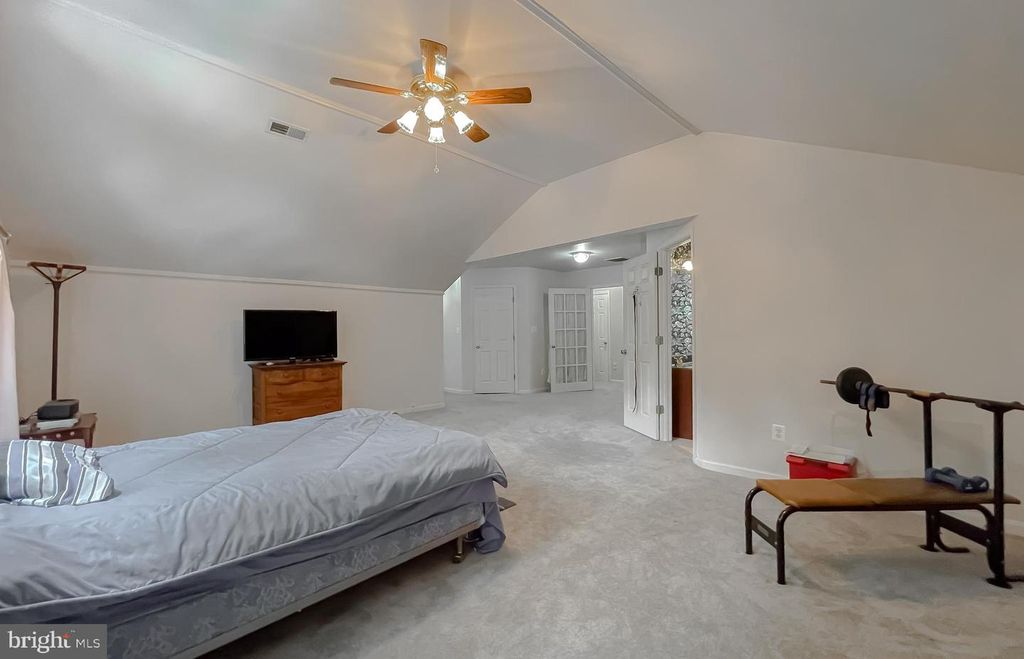 Image 55 of property listing at 5862 MAGNOLIA CIR, St Leonard, MD 20685