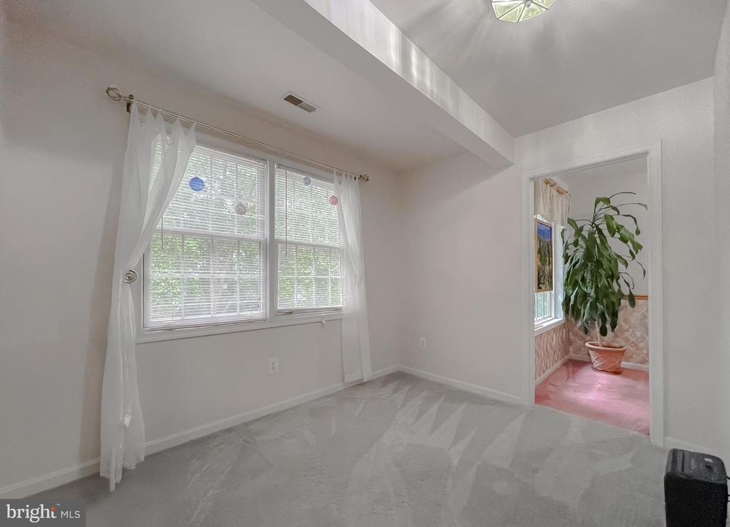 Image 56 of property listing at 5862 MAGNOLIA CIR, St Leonard, MD 20685