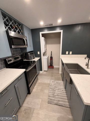 3481 Lakeside Drive NE 1502, Atlanta, GA 30326