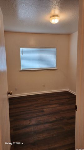 6611 FLATSTONE PASS, Converse, TX 78109