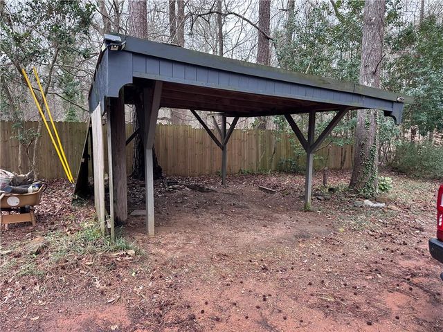 203 Ponderosa Road, Griffin, GA 30223