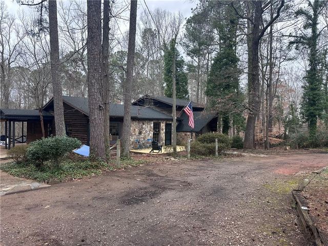 203 Ponderosa Road, Griffin, GA 30223