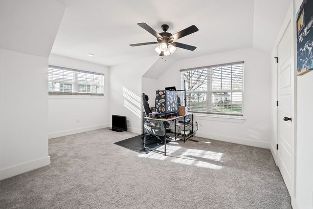 1160 Jonathan Ln, Springfield, TN 37172