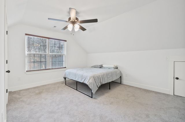 1160 Jonathan Ln, Springfield, TN 37172