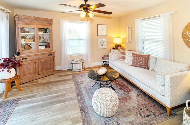 12912 Cold Water Drive, Evansville, IN 47725