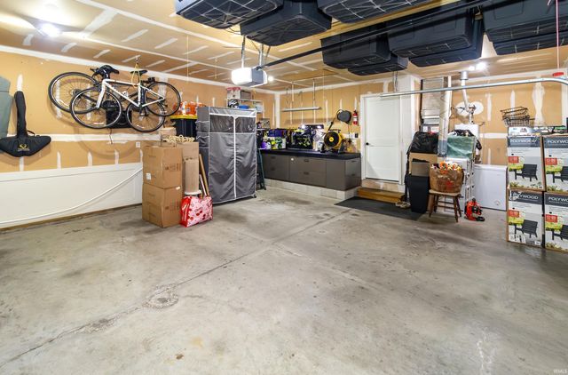 12912 Cold Water Drive, Evansville, IN 47725