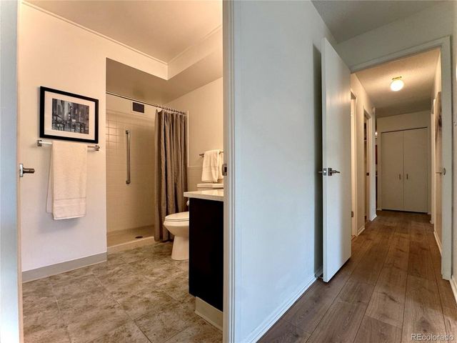 660 S Alton Way 7A, Denver, CO 80247