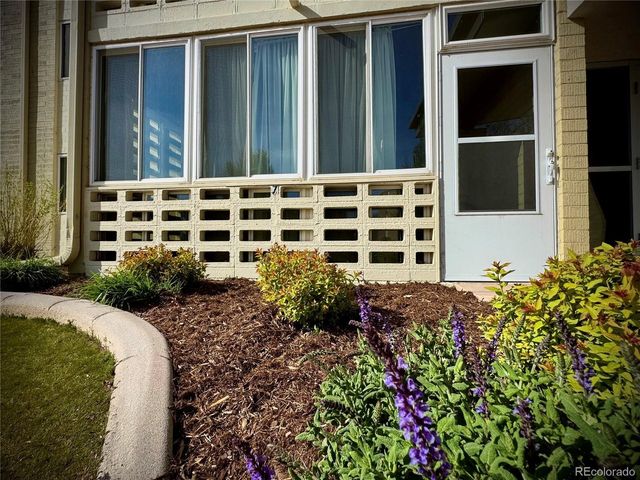 660 S Alton Way 7A, Denver, CO 80247