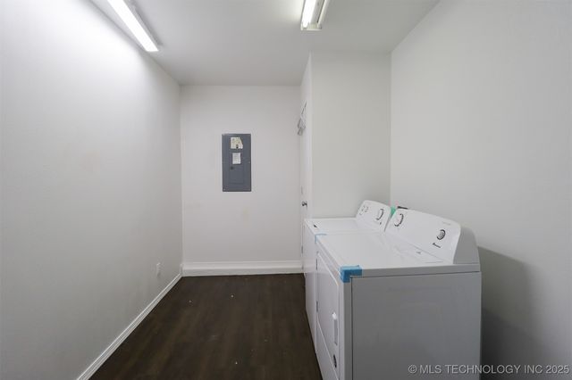 402 E Tecumseh Street, Tulsa, OK 74106