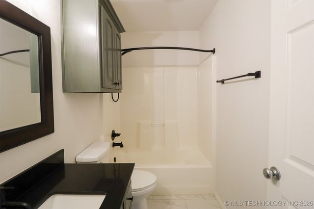 402 E Tecumseh Street, Tulsa, OK 74106