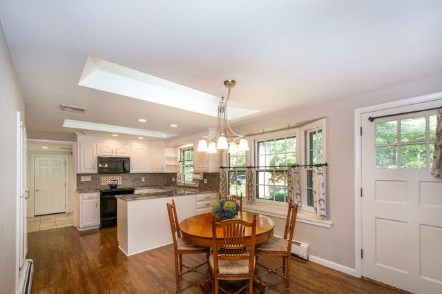 32 Hawthorne, Hanover, MA 02339