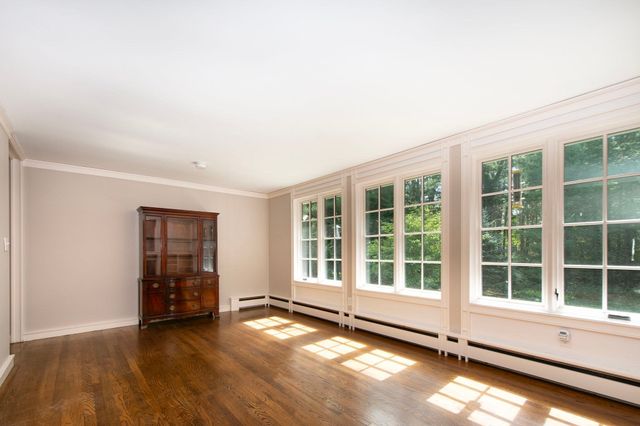 32 Hawthorne, Hanover, MA 02339