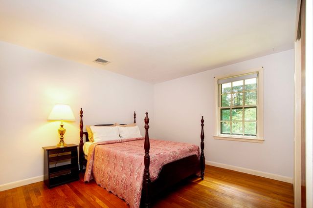 32 Hawthorne, Hanover, MA 02339