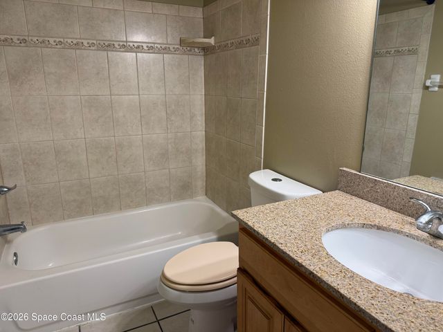 1461 Sheafe Avenue NE 106, Palm Bay, FL 32905