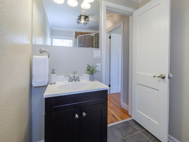 8123 Edmonds Street, Portage City, MI 49024