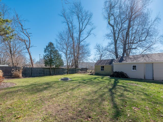 8123 Edmonds Street, Portage City, MI 49024