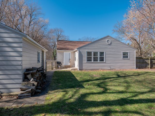 8123 Edmonds Street, Portage City, MI 49024