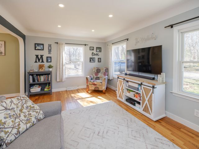 8123 Edmonds Street, Portage City, MI 49024