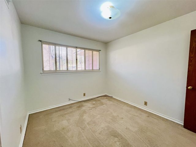 8715 Labron Avenue, Dallas, TX 75209