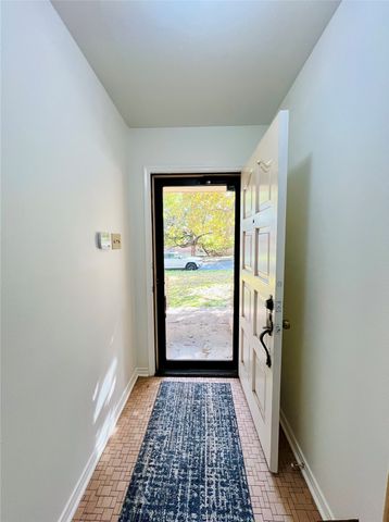 8715 Labron Avenue, Dallas, TX 75209