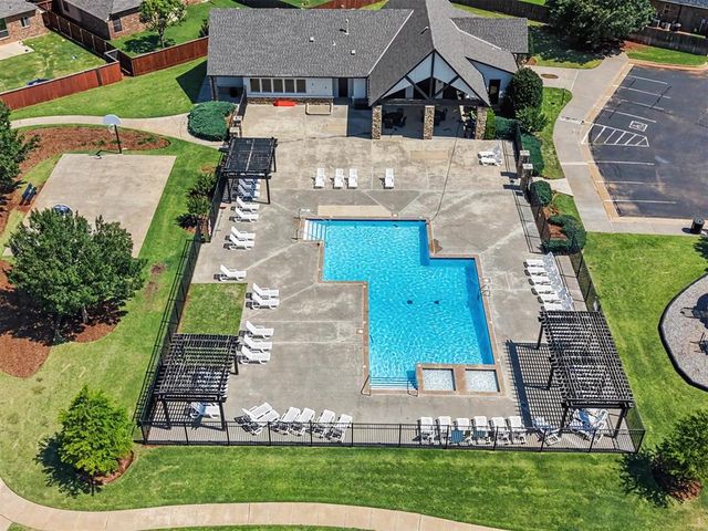 6208 NW 154th Terrace, Edmond, OK 73013
