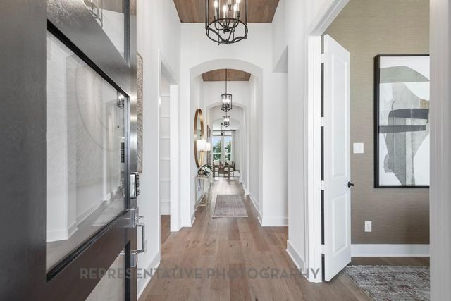 536 Lockhart Street, Waxahachie, TX 75165