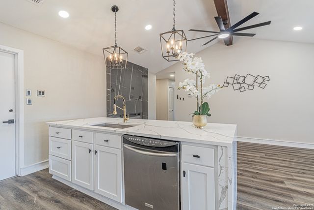 5714 Green Manor St, San Antonio, TX 78223