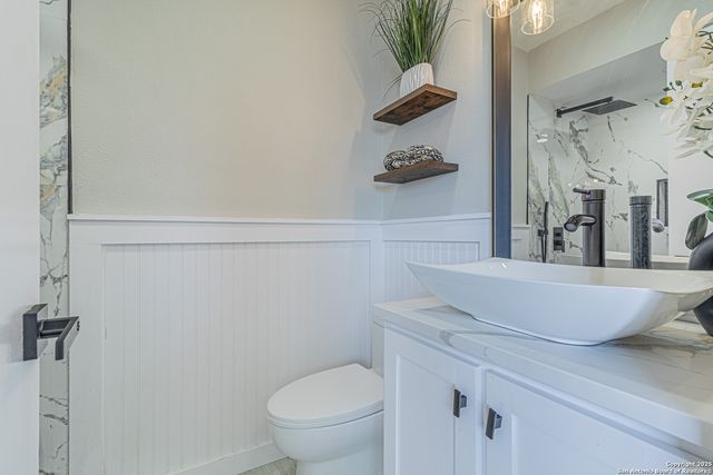 5714 Green Manor St, San Antonio, TX 78223