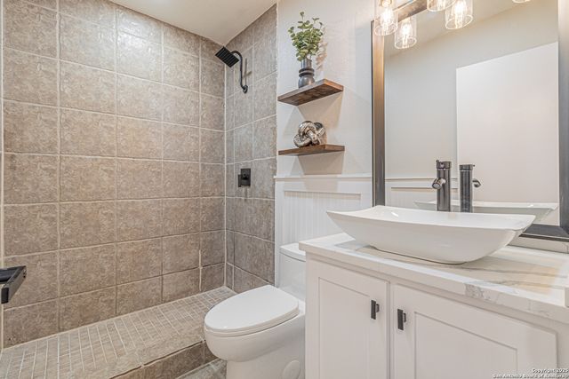 5714 Green Manor St, San Antonio, TX 78223