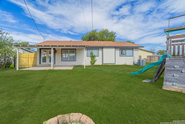 5714 Green Manor St, San Antonio, TX 78223