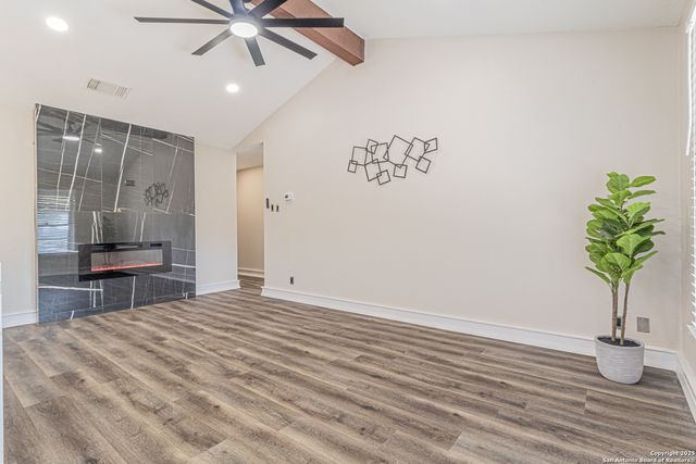 5714 Green Manor St, San Antonio, TX 78223