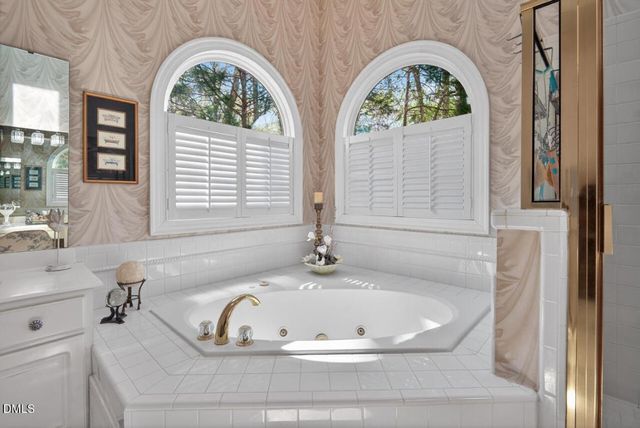 5 Moss Creek Court, Durham, NC 27712