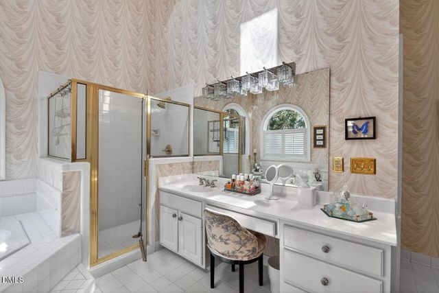 5 Moss Creek Court, Durham, NC 27712