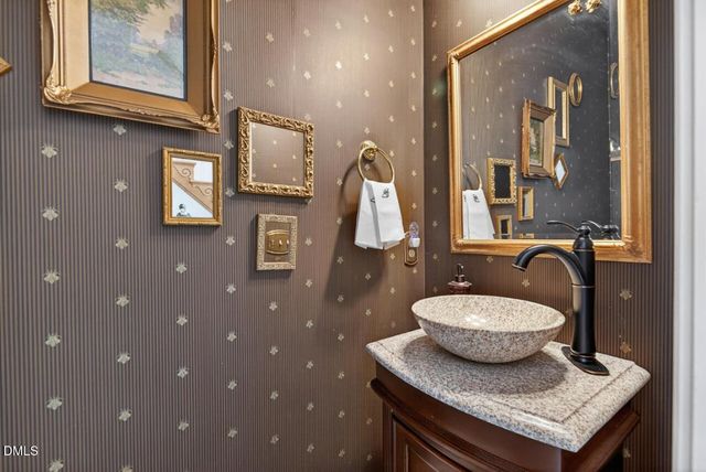 5 Moss Creek Court, Durham, NC 27712