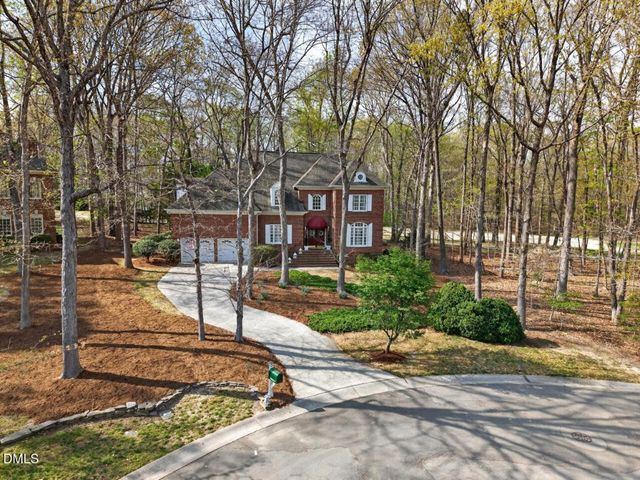 5 Moss Creek Court, Durham, NC 27712