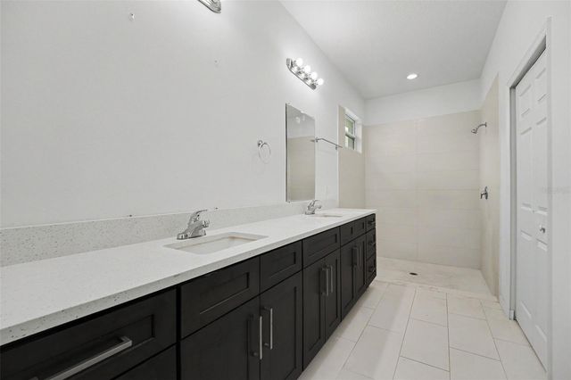 333 KRASSNER DRIVE NW, Palm Bay, FL 32907