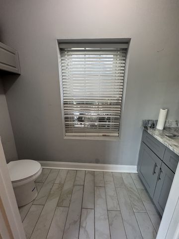 1713 Heiman St, Nashville, TN 37208