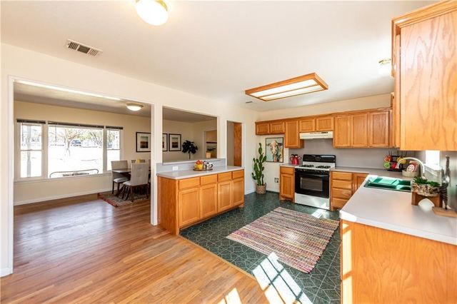 7305 Forest Wood RD, Austin, TX 78745