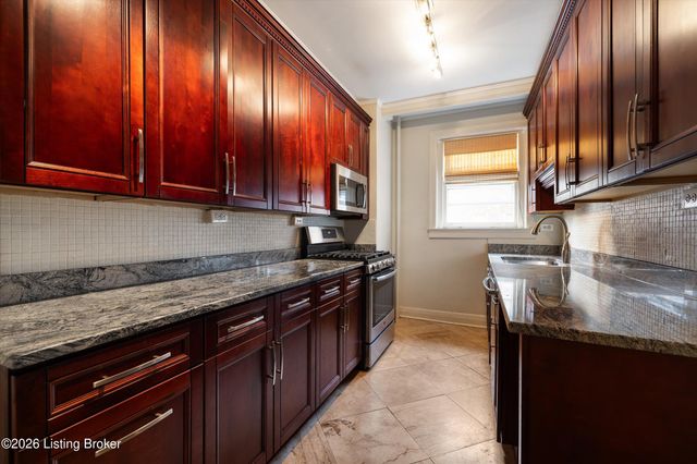 1412 Willow Ave APT 65, Louisville, KY 40204